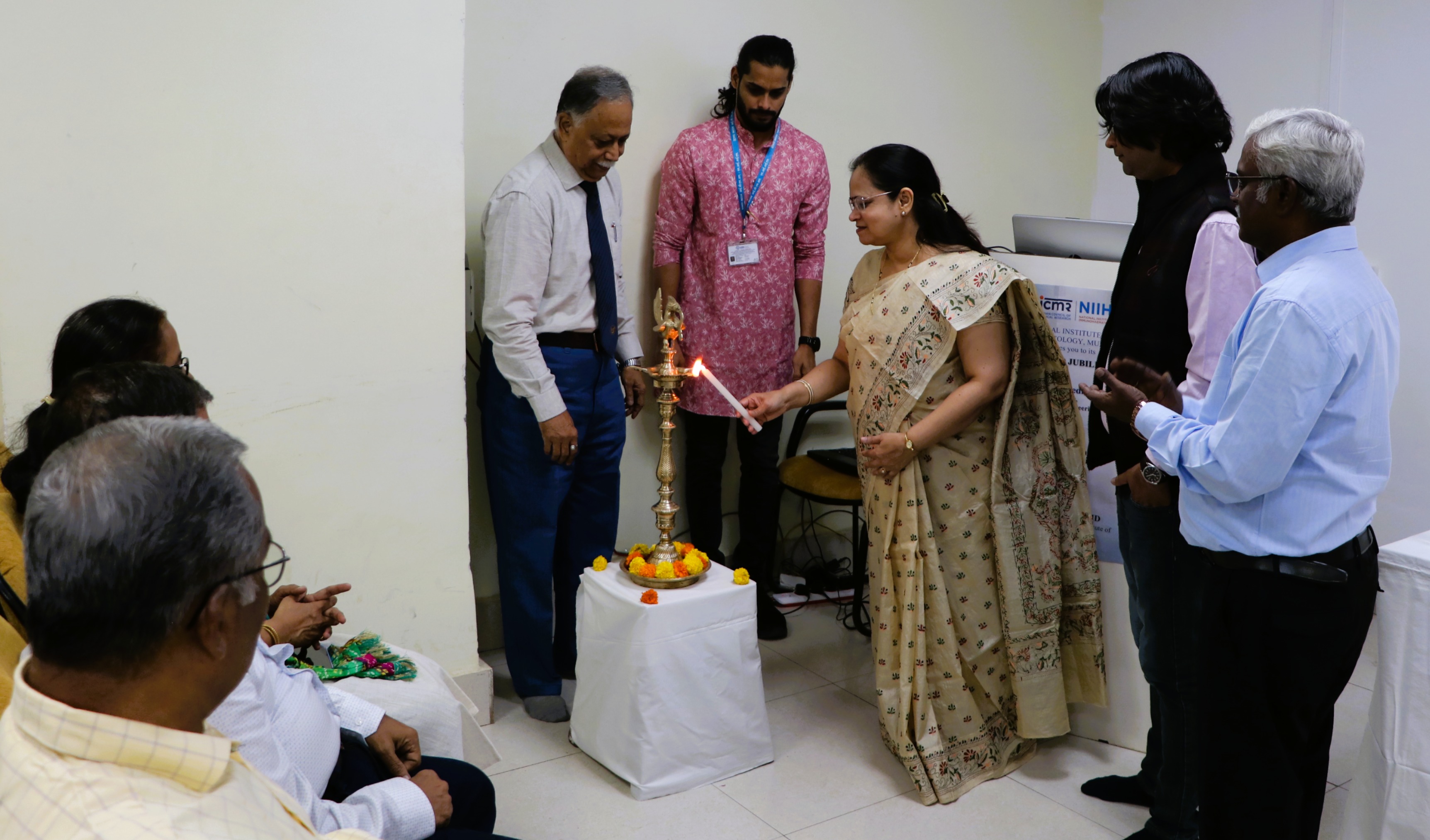 ['1.jpg', '2.jpg', '3.jpg', '4.jpg']